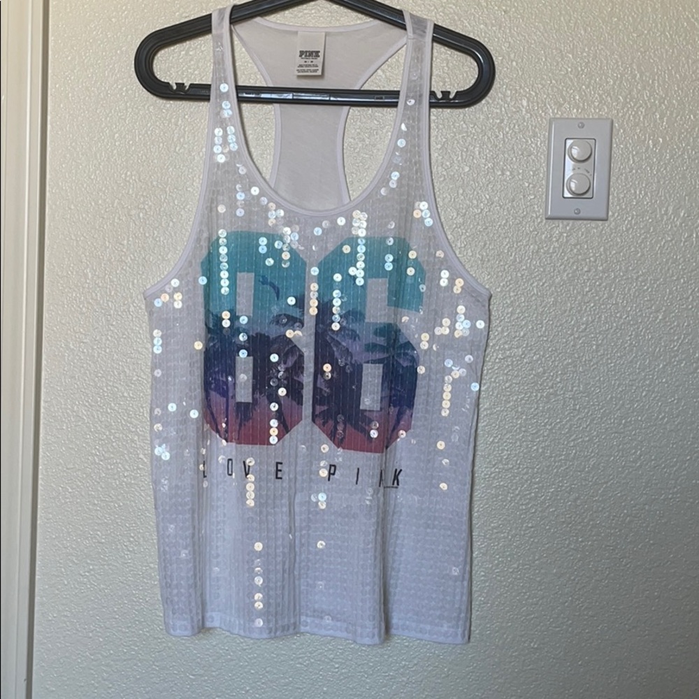 Victoria’s Secret pinkie top size M